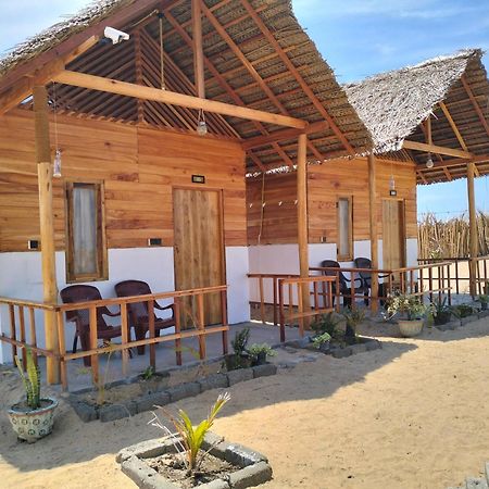 Arugam Bay Beach Morea 外观 照片